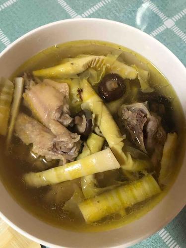 香菇竹笋鸡汤