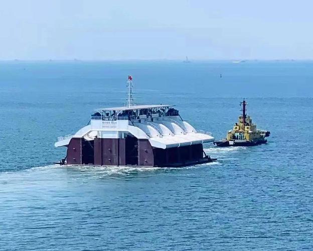 招商重工孖洲岛承造的"长山号"500kw鹰式波浪能发电装置顺利交付离厂!