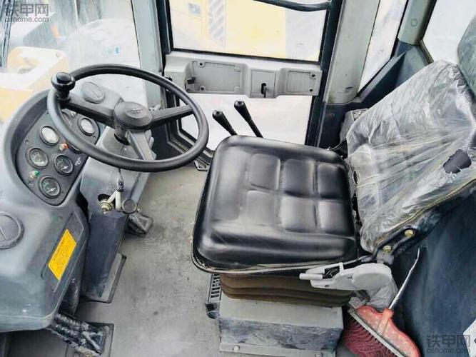 龙工装载机图片分享