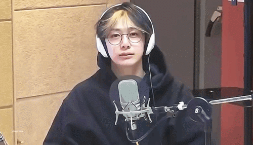 要是表情包收费蔡老师立马荣登福布斯南韩富豪榜monstax蔡亨源