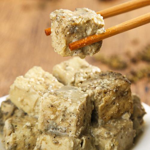 [预售]老嬢嬢豆腐乳礼盒装200g*4贵州特产香辣原味霉豆腐农家自制