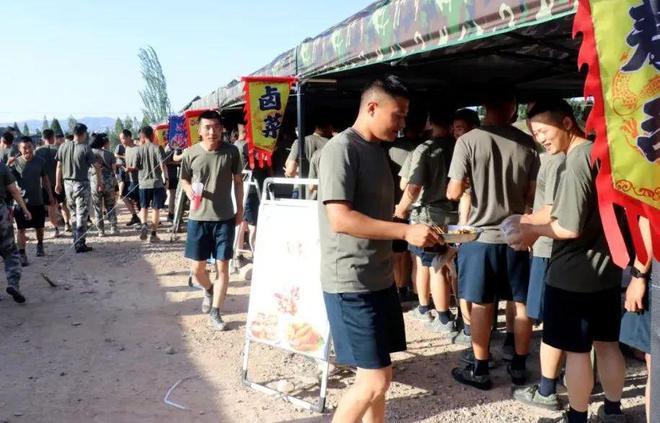 军营美食节看饿了