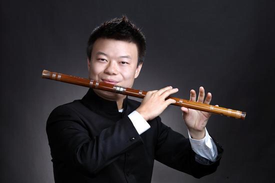 本届活动特邀青年竹笛演奏家胡玉林老师为大家解答. 胡玉林