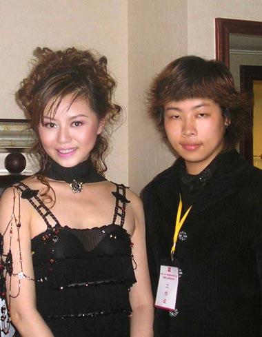 上海美女主持优嘉