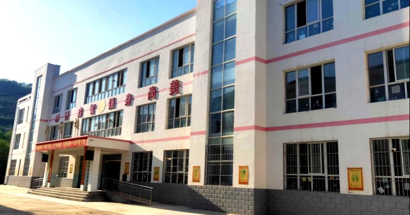 展校园文化,扬班级风采!——甘谷县大庄初级中学校园文化建设