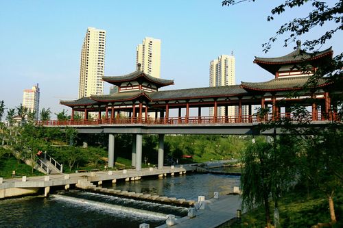 洛浦公园瀍河段景色