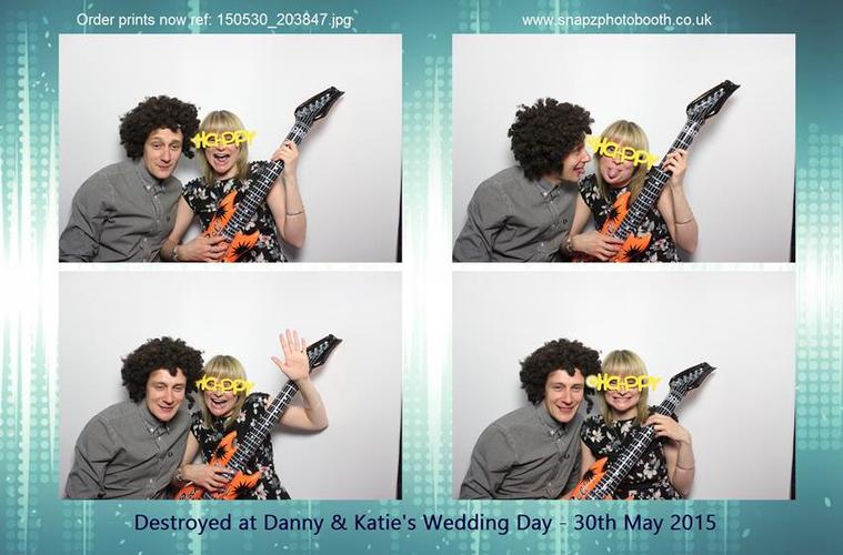 danny & katie. 30th may. - snapz photo booth hire
