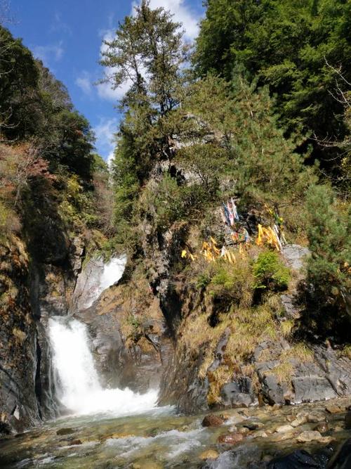 金秋孟屯河谷之……高桥沟