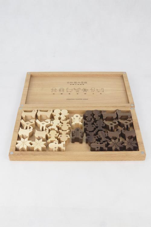 花山岩画创意儿童象棋