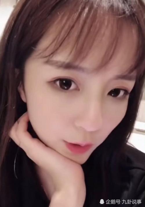 莉哥来快手目的暴露,与众网红"同流合污",网友:人漂亮,学东西也快!