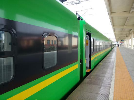 "五一"小长假义乌站增开23趟列车 "绿宝宝"将亮相