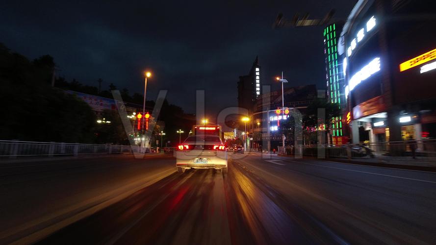 道路夜景街景_3840x2160_高清视频素材下载(编号:4760475)_实拍视频