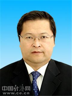 内蒙古任免张华,奇锦玉,毕力夫,张磊,那炜清,魏国楠等