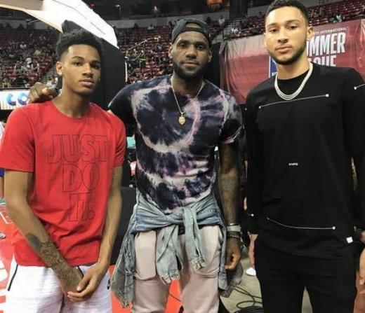 西蒙斯身高臂展介绍_本西蒙斯身高到底多高-最初体育网