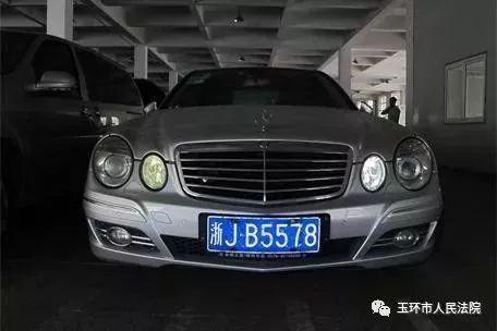 浙jb5578的奔驰牌小型轿车