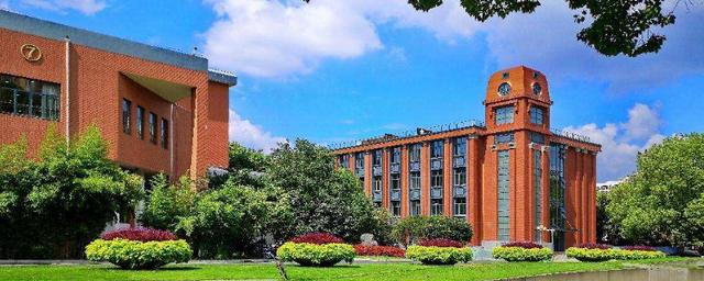 华东理工大学是211吗