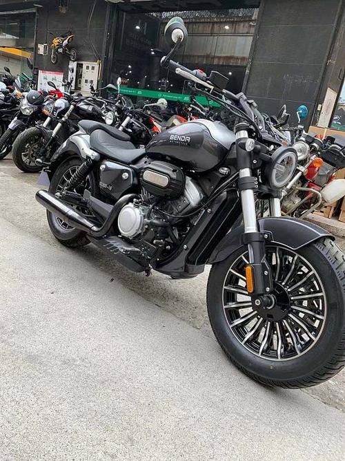 奔达·灰石300 全国首台到店欣赏!附:排气声浪,摩托范-哈罗摩托