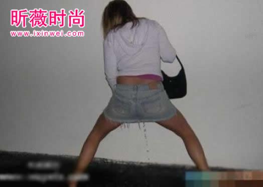美女失控美女尿失禁百态图片不敢直视图