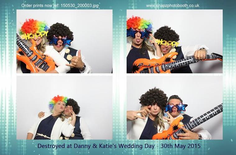 danny & katie. 30th may. - snapz photo booth hire
