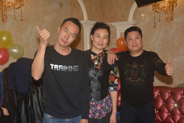 开心果王其龙生日快乐!