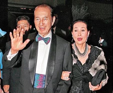 赌王有四任妻子,二太太蓝琼缨才是"长情的告白"