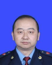 梁坚,四川省成都市金牛区工商局党组书记,局长.