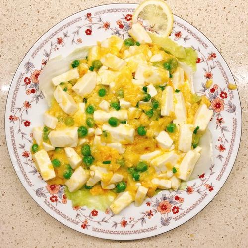 咸蛋豌豆烧豆腐