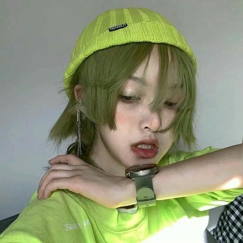 治愈绿色系女生头像90_绿色系_女生头像_素材_头像