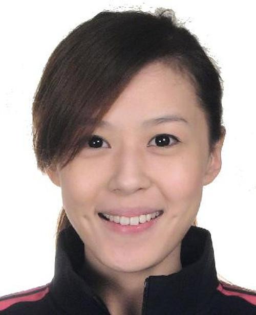 80后二代身份证要过期 赶快换掉"雷人"照 明星证件照也雷人(组图)