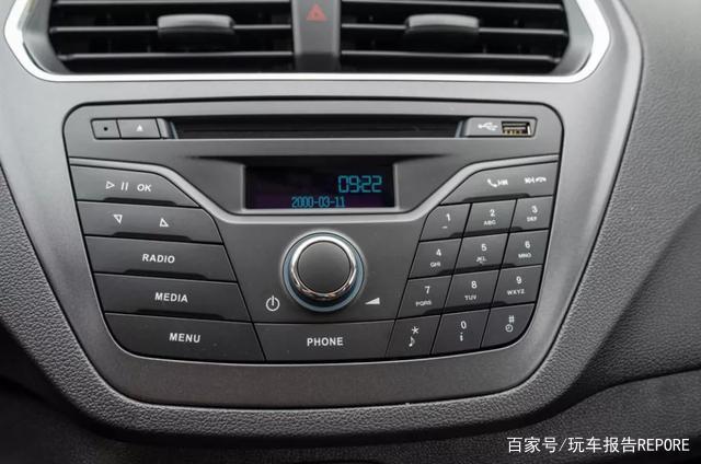 福特福睿斯手动质享型 中控物理按键