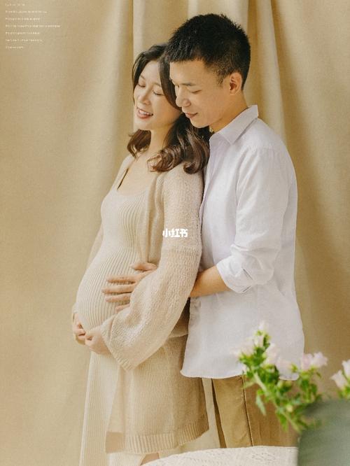 柳州奶茶色夫妻孕照97真是太温柔啦99_孕妇照_奶茶色_奶茶_摄影棚