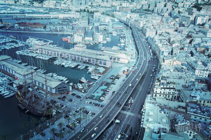 热那亚港和周围环境的顶部视图.意大利.色调