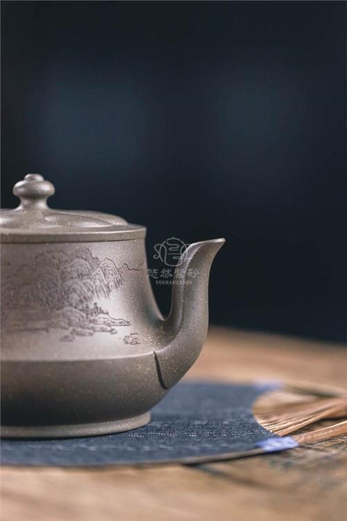 牟锦芬紫砂壶作品|原矿青灰段泥古韵柱础壶360cc纯