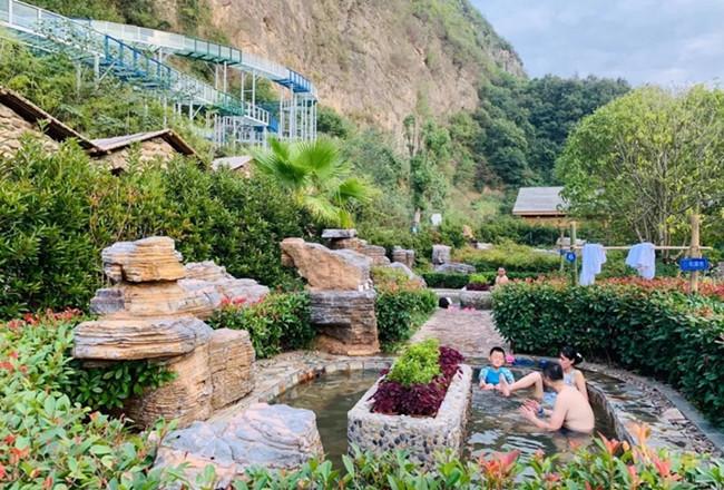 远安武陵峡口温泉门票预订,武陵峡峡谷观光门票