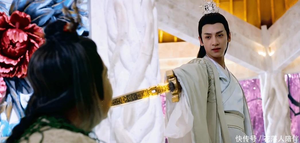 太微的过分偏心,让很多人不满,可是从一些细节来看,太微对润玉的冷漠