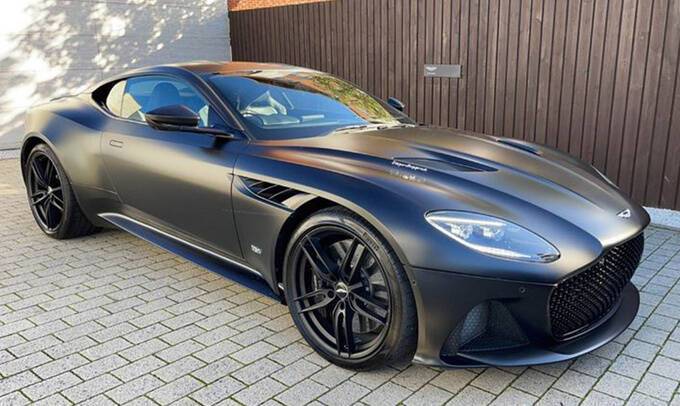 搭52t发动机34秒破百阿斯顿马丁dbs实拍内饰设计更豪华