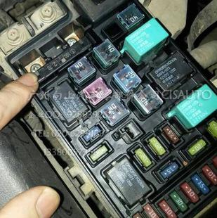 0保险丝盒 雅阁2.4 保险丝盒总成 大灯继电器