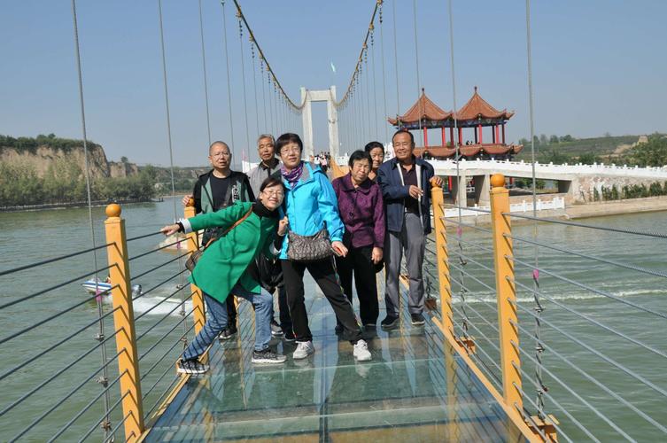 游览永乐湖和司马迁墓(一)