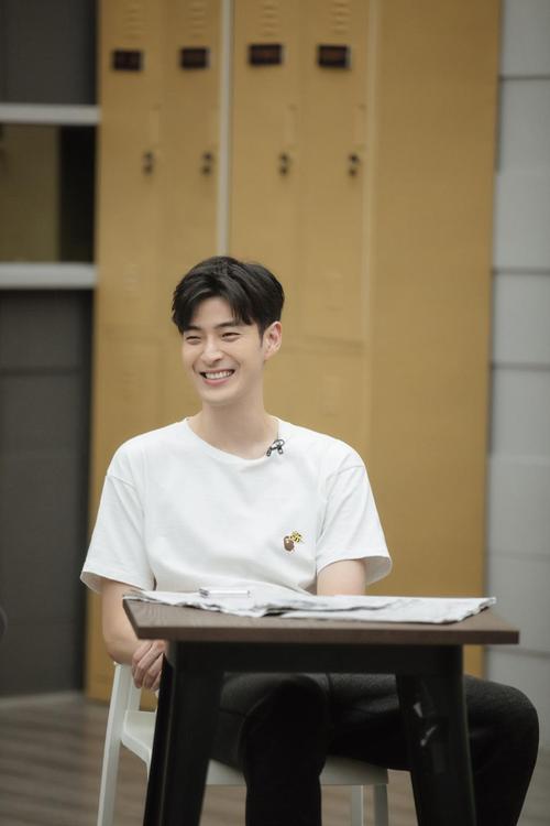 原创李铢衔全力备战" 25 小时演唱会" 再踏披荆斩棘新征程