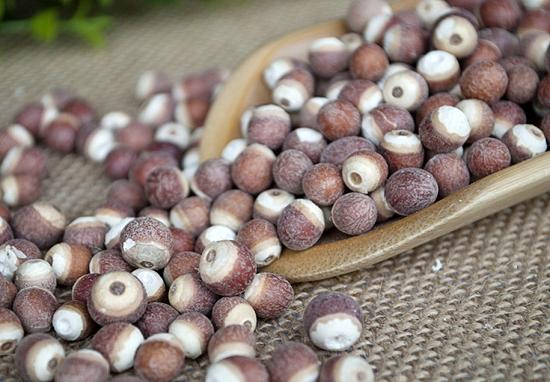 关于芡实八大功效和三种吃法