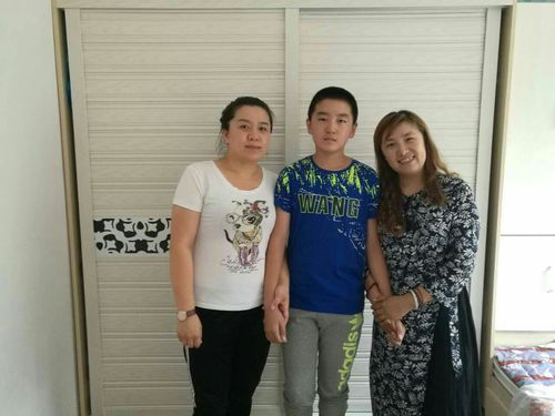 不懈奋斗,一同向前 四平三中八年十七班家访活动