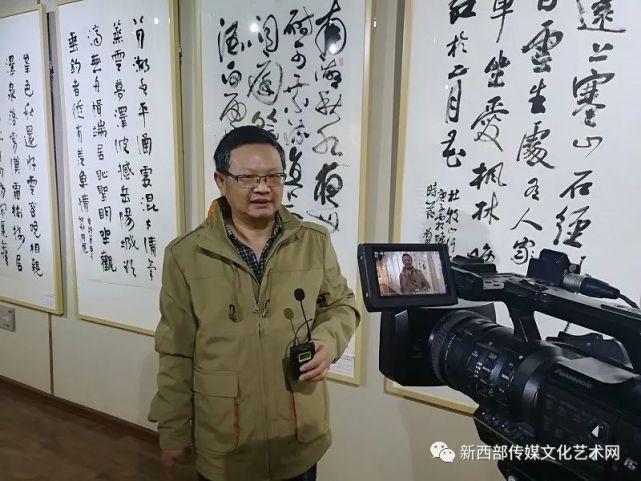 宋秉民  号左艺堂主,山东曲阜人,就读于中国艺术研究院张荣庆书法艺术