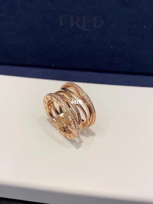 分享宝格丽镂空镶钻戒指_镂空_戒指_镶钻_珠宝首饰_宝格丽怎么样_钻戒