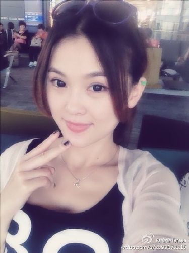 谁能百里挑一孙嘉倩微博资料 房产美女孙嘉倩素颜照片