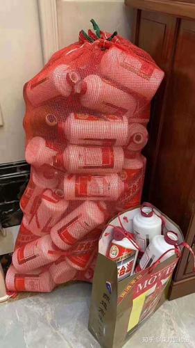 有哪些不小心露富的骚操作