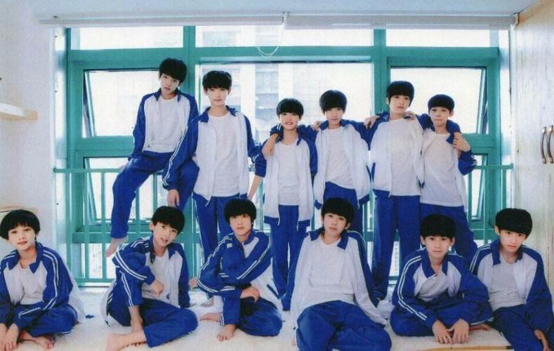 tf家族帅气写真 少年清新活力阳光