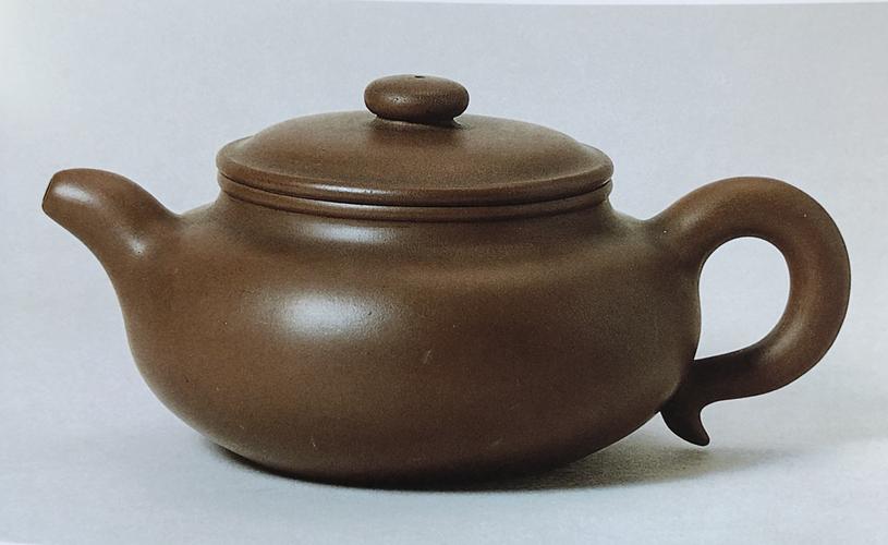 邵大亨《仿古壶》