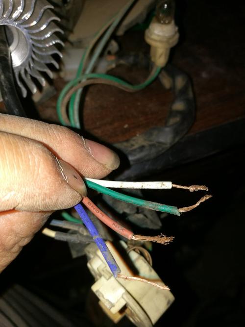 摩托车改装led大灯怎么接线