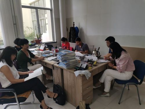 烟台永铭中学物理组参加学校青年教师大比武