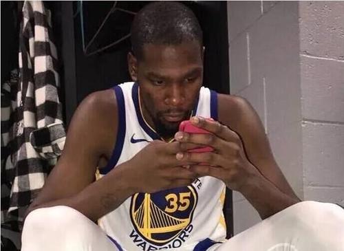 杜兰特化身键盘侠   也有网友戏称其实大家都曲解了